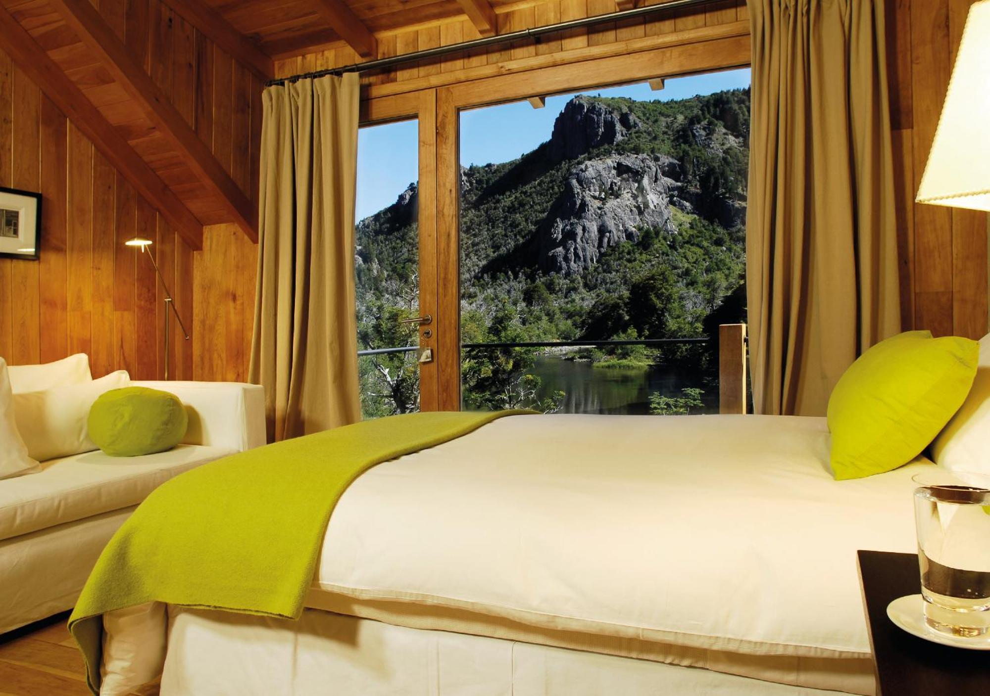 Rio Hermoso Hotel De Montana San Martin de los Andes Room photo