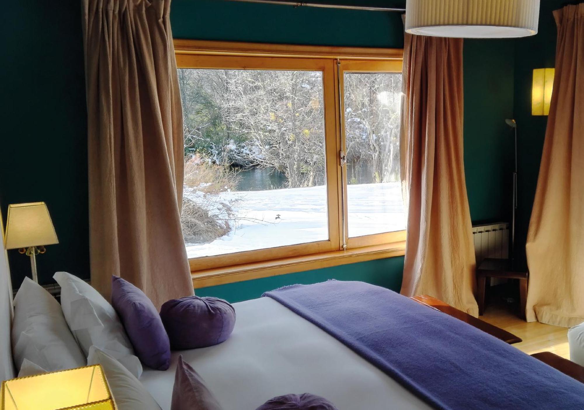 Rio Hermoso Hotel De Montana San Martin de los Andes Room photo